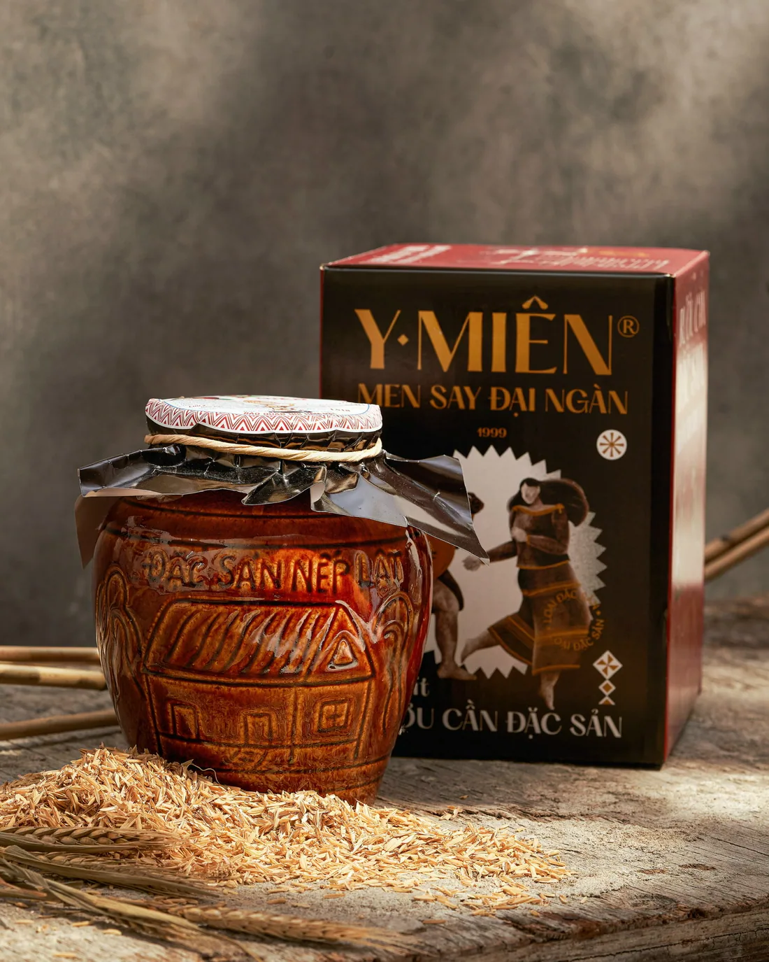 Rượu cần đặc sản 4 lít cùng hộp quà Ymien.